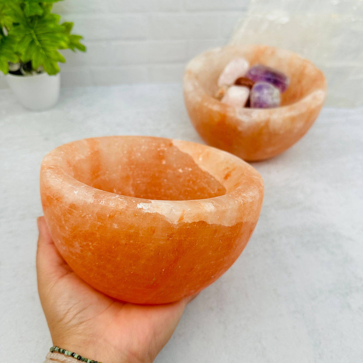 Himalayan Salt Bowl Crystal Bowl - product photo